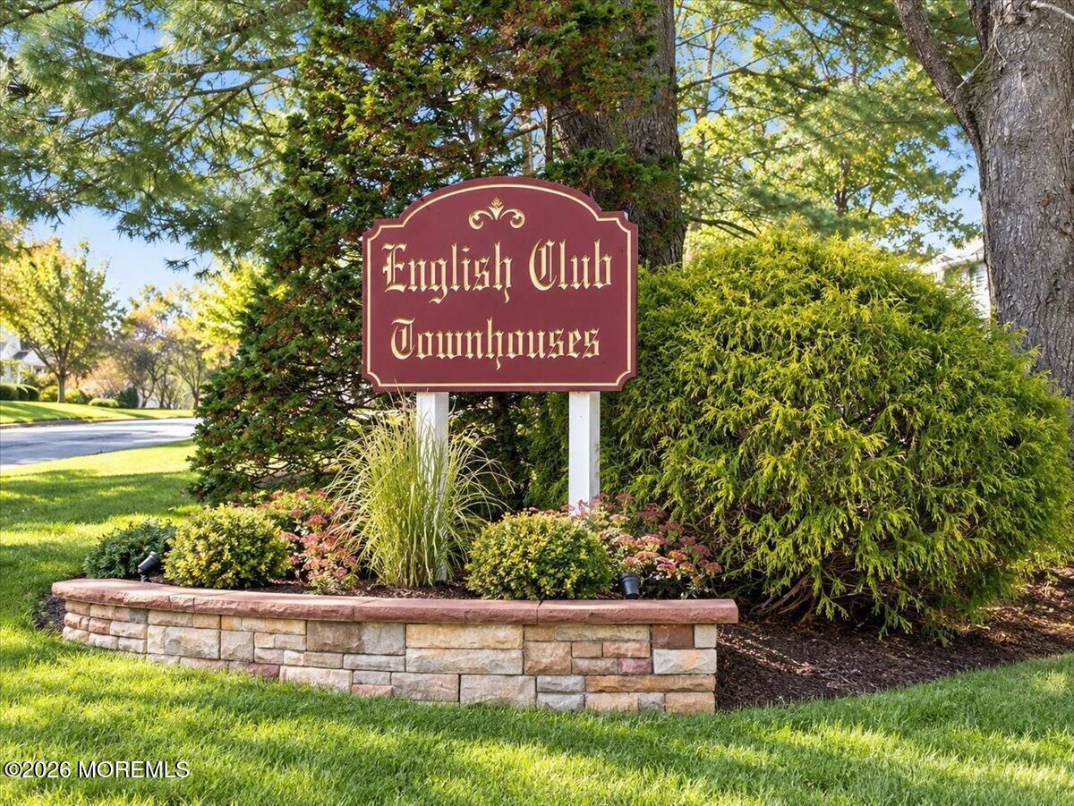 54 Queens Way Englishtown NJ 07726