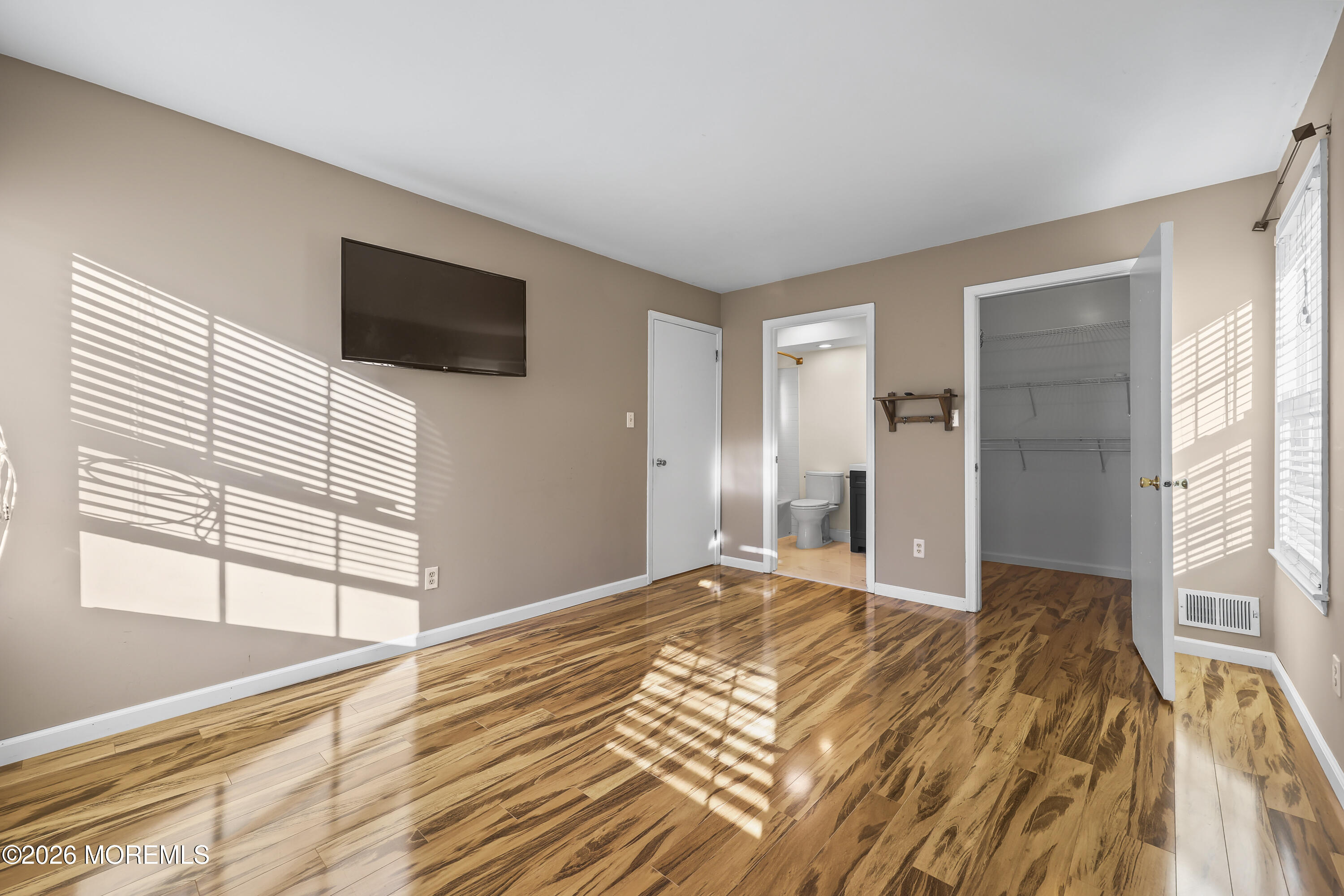 355 Sequoia Court Howell NJ 07731