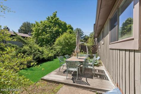 107 Bowne Court Matawan NJ 07747