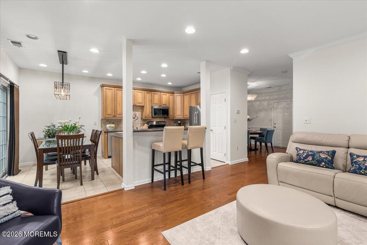 8 Fells Drive Manalapan NJ 07726