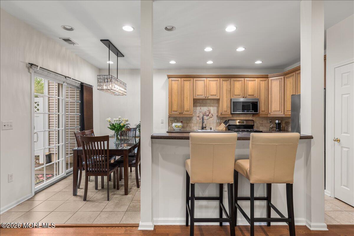 8 Fells Drive Manalapan NJ 07726