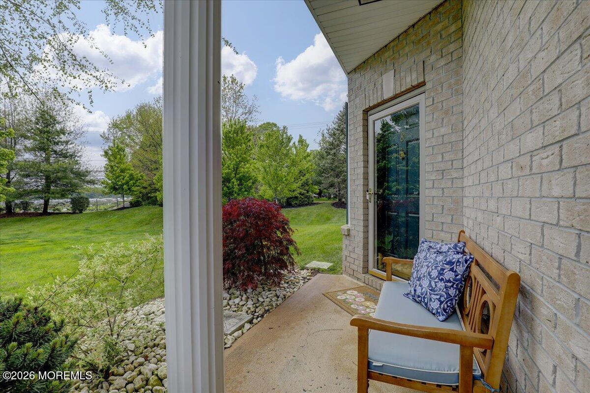 8 Fells Drive Manalapan NJ 07726