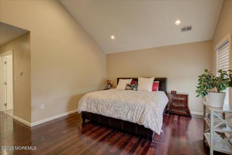 8 Fells Drive Manalapan NJ 07726