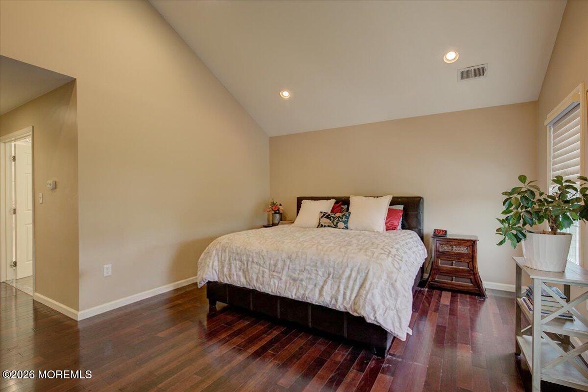 8 Fells Drive Manalapan NJ 07726