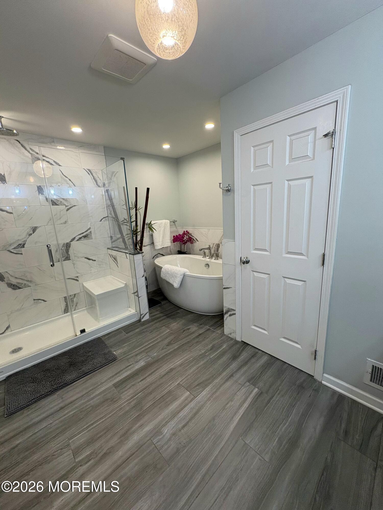 8 Fells Drive Manalapan NJ 07726