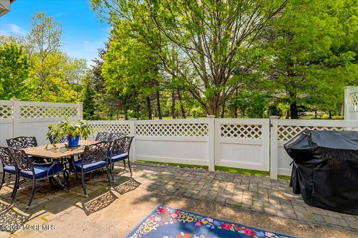 8 Fells Drive Manalapan NJ 07726
