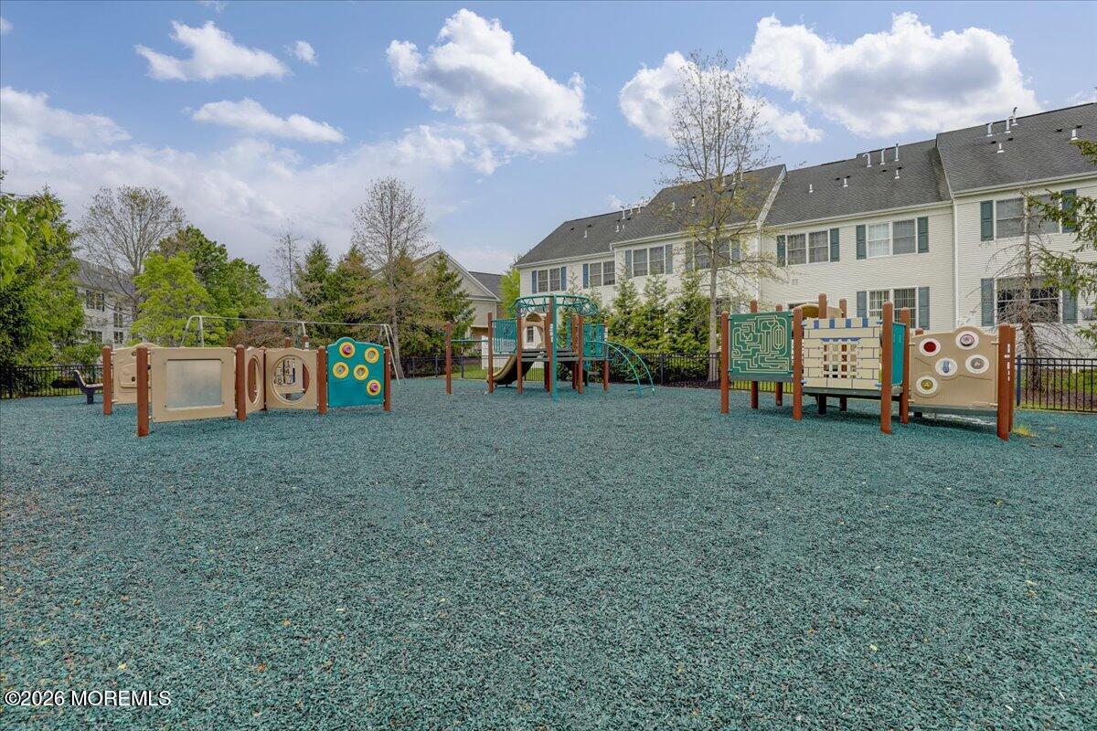 8 Fells Drive Manalapan NJ 07726
