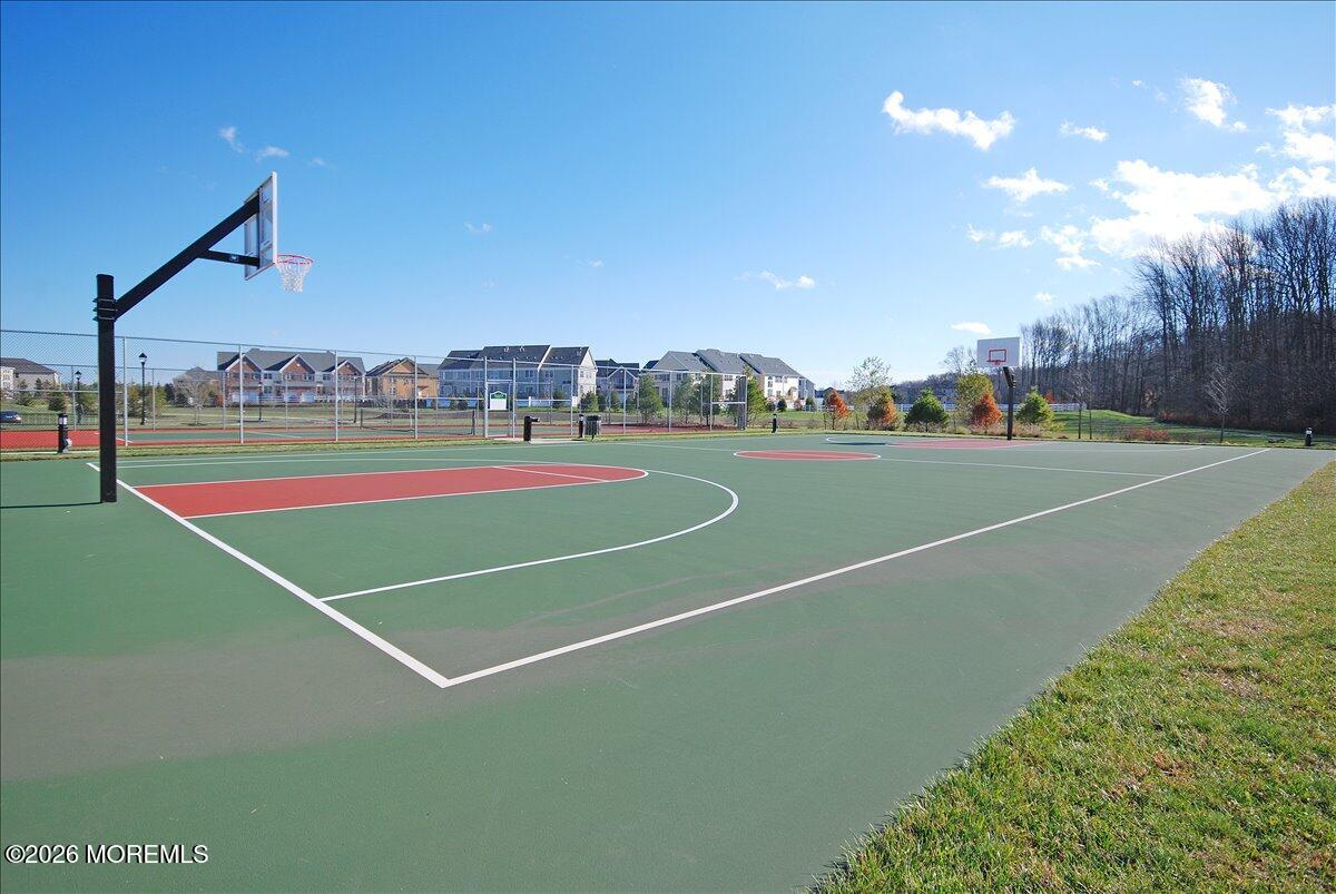 8 Fells Drive Manalapan NJ 07726