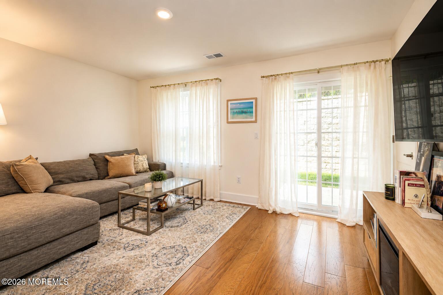 7 Raritan Cove Keyport NJ 07735