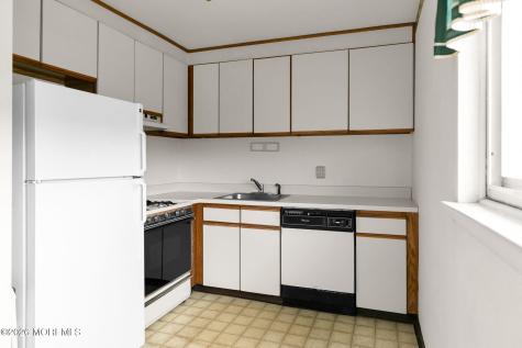 15 Azalea Court Eatontown NJ 07724
