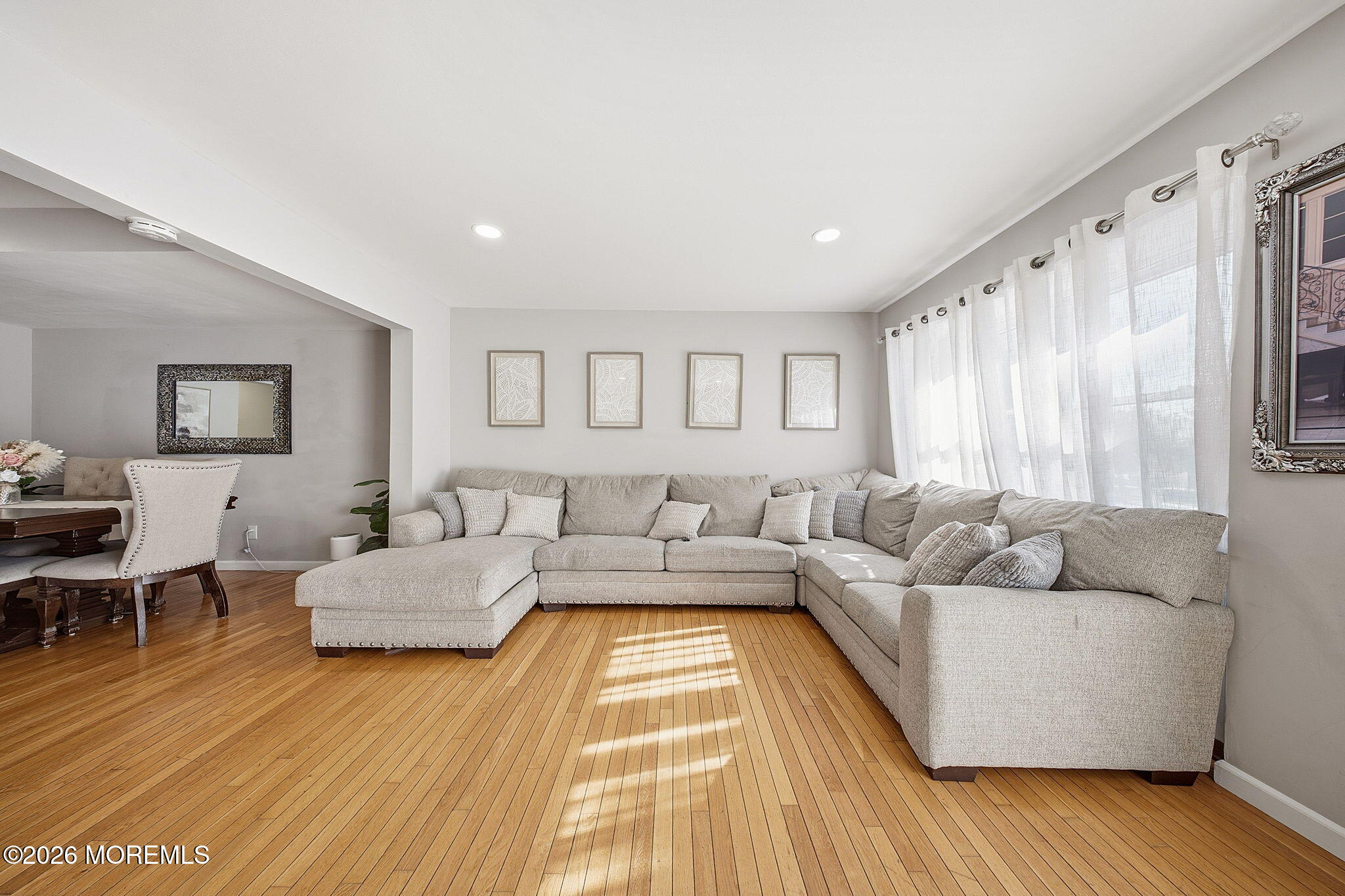 6102 N Oaks Boulevard North Brunswick NJ 08902