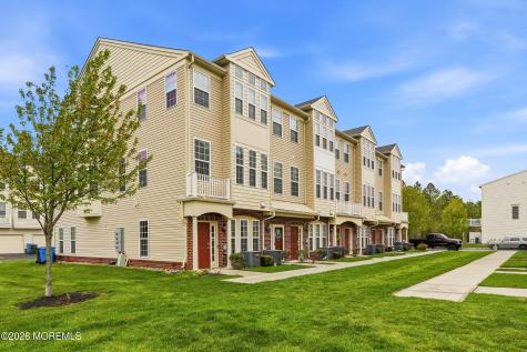 4 Kyle Drive Tinton Falls NJ 07712