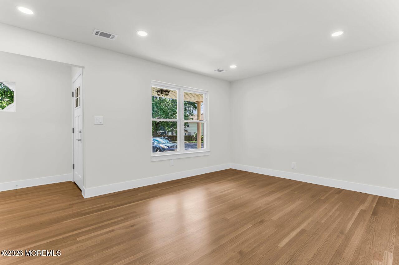 61 Kingsley Way Freehold NJ 07728