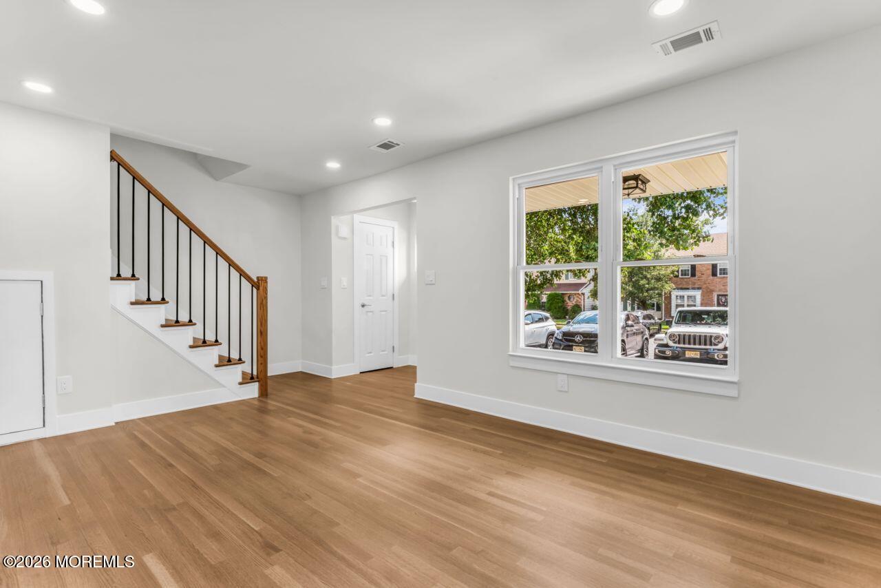 61 Kingsley Way Freehold NJ 07728