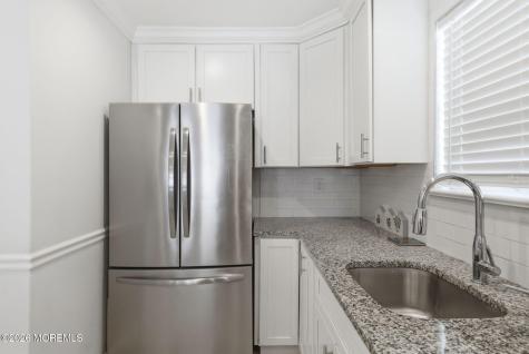 56 Thorne Lane Matawan NJ 07747