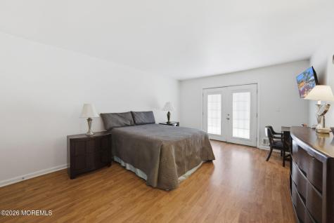 56 Thorne Lane Matawan NJ 07747