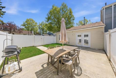 56 Thorne Lane Matawan NJ 07747