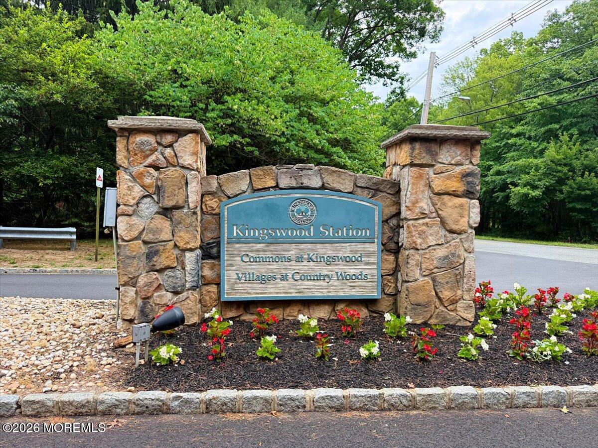 10 Pennsbury Way East Brunswick NJ 08816
