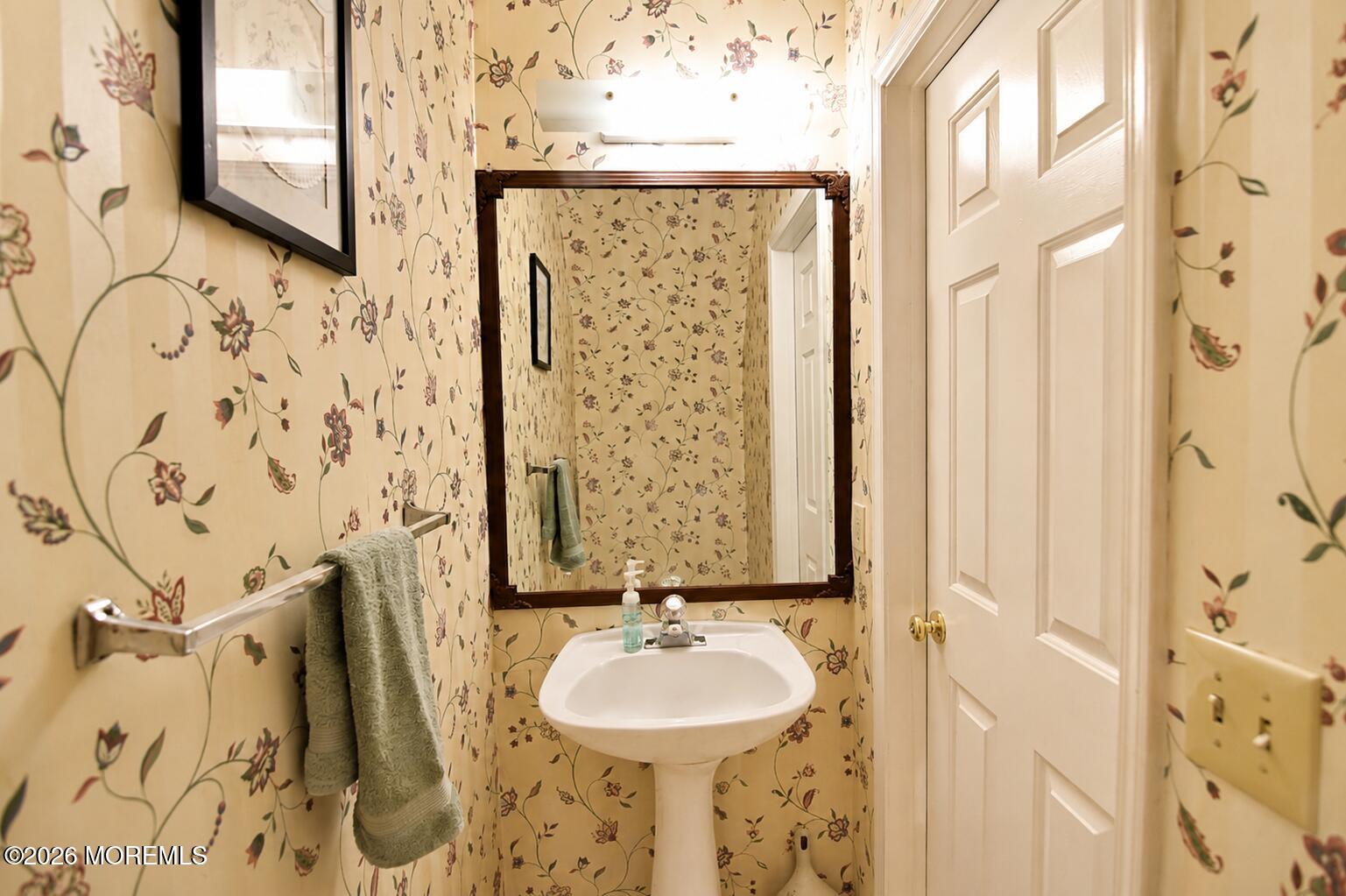 6 Cherrywood Circle Brick NJ 08724