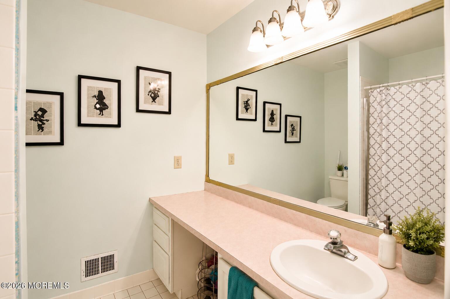 6 Cherrywood Circle Brick NJ 08724
