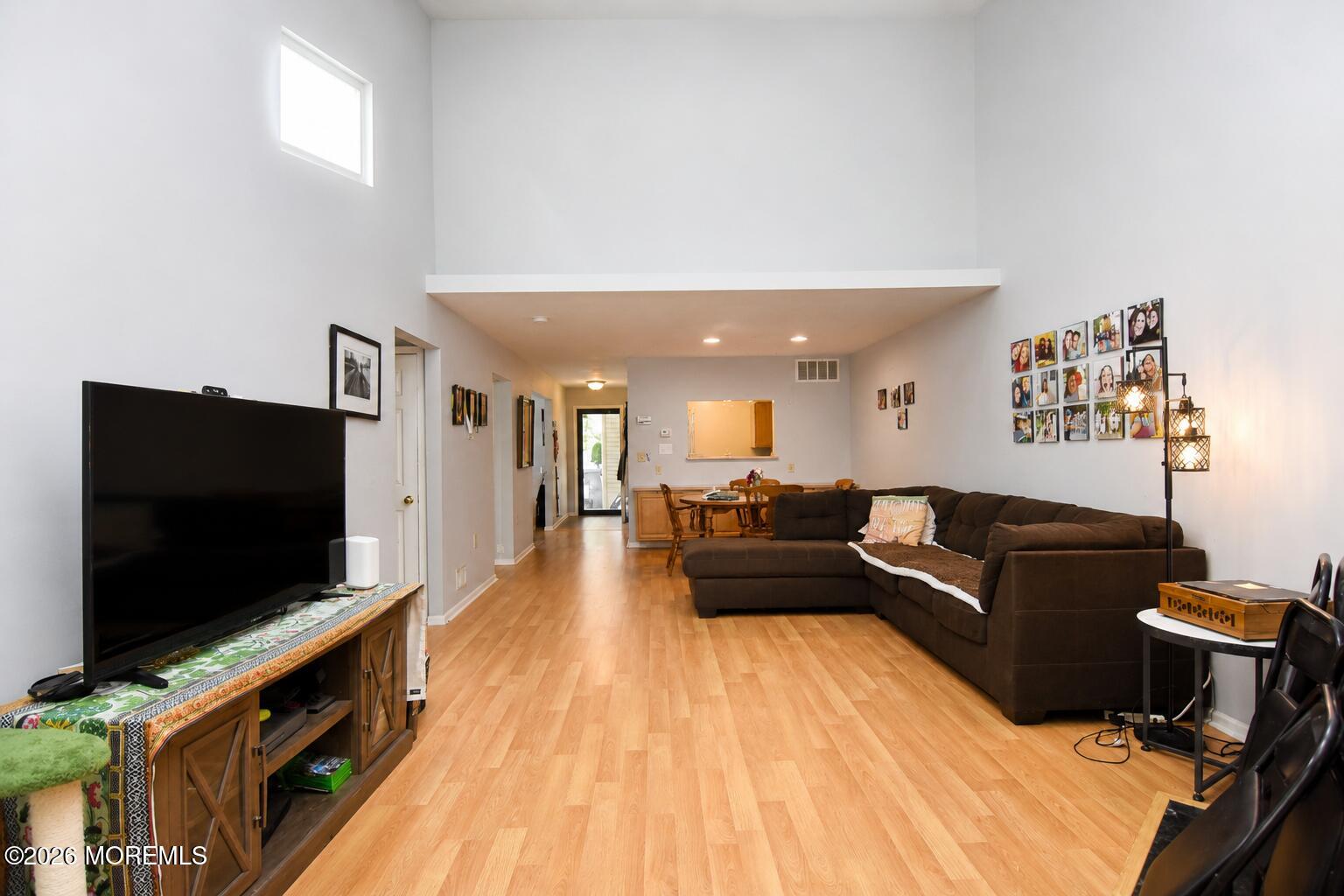 6 Cherrywood Circle Brick NJ 08724