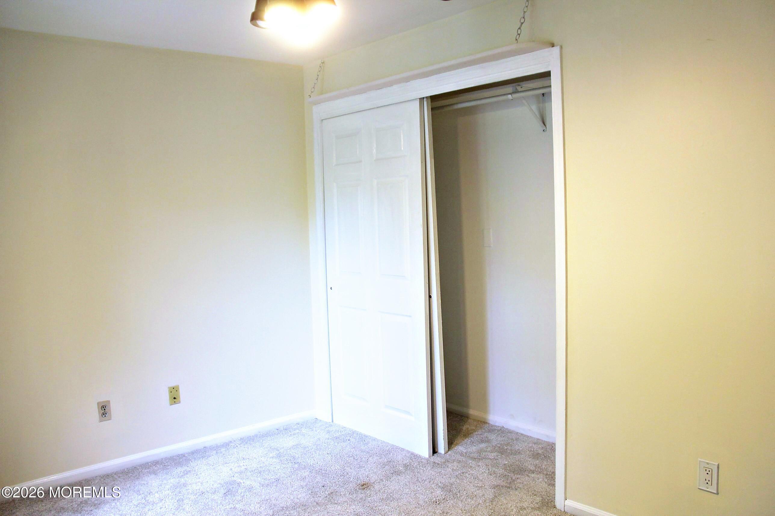 405 Chester Court Helmetta NJ 08828