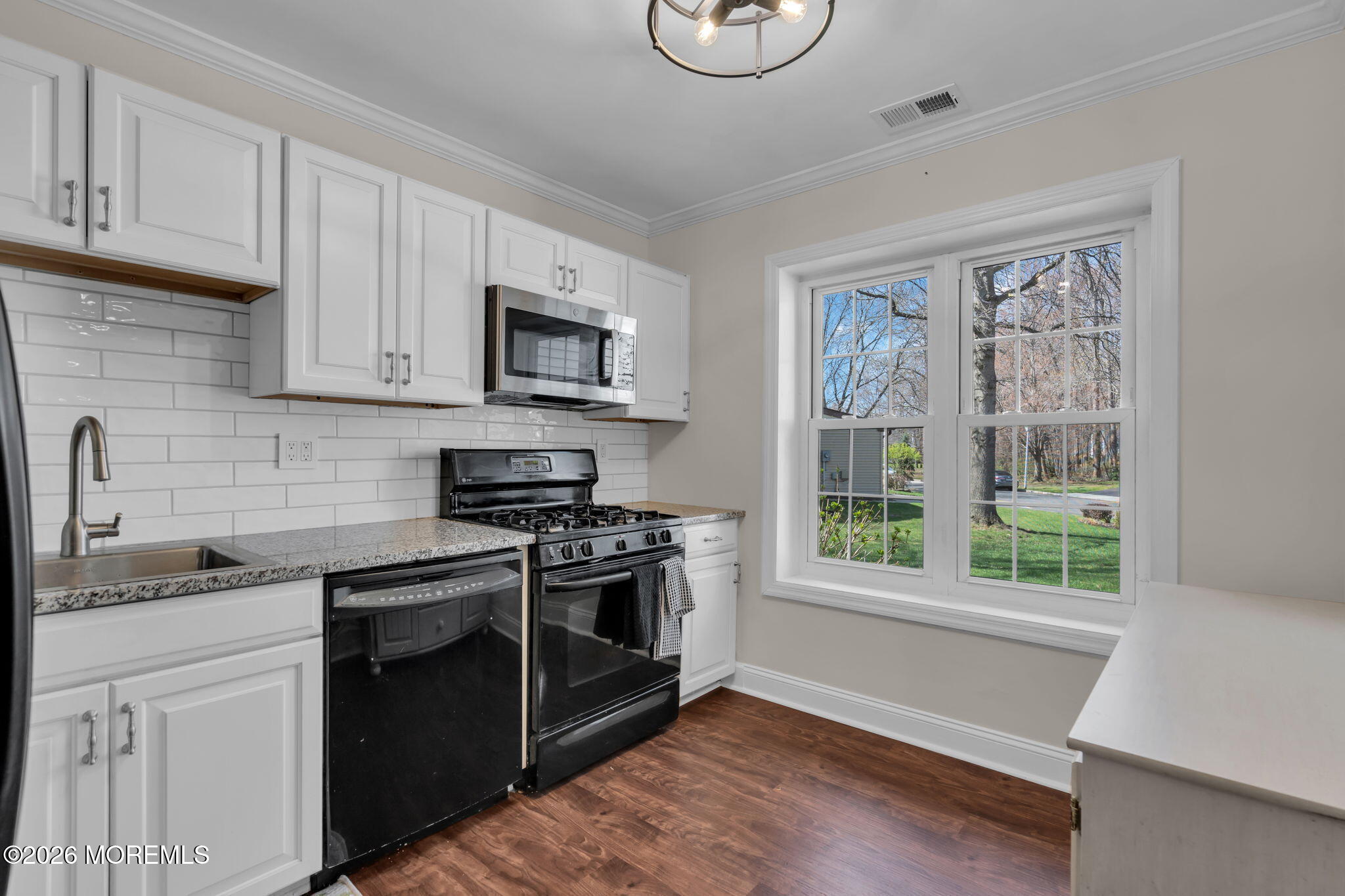 12 Hunters Run Oceanport NJ 07757