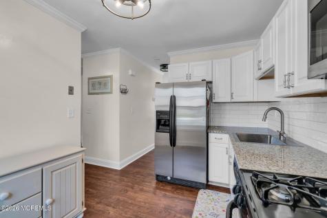12 Hunters Run Oceanport NJ 07757