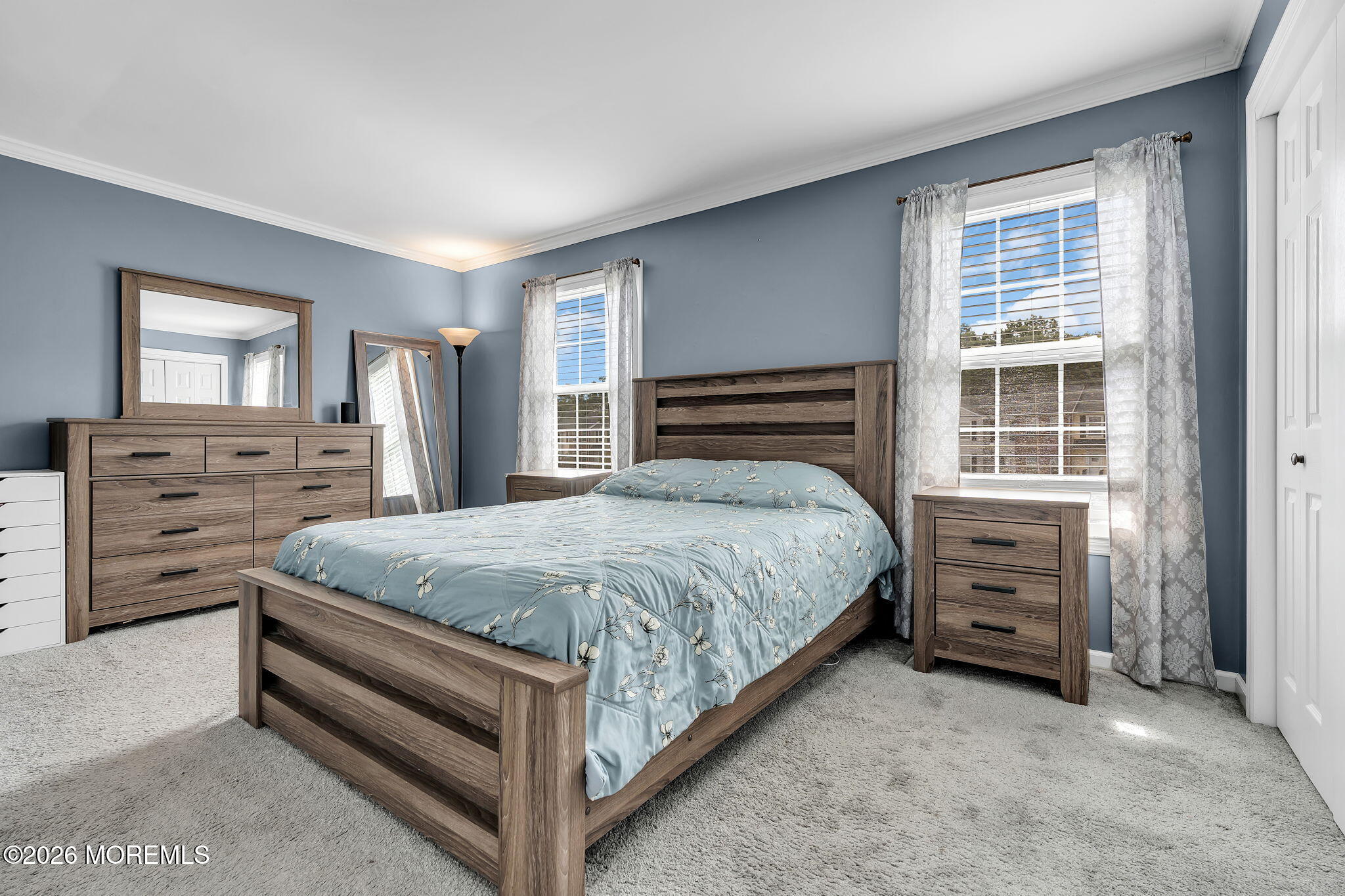 49 Lantern Lane Sayreville NJ 08872
