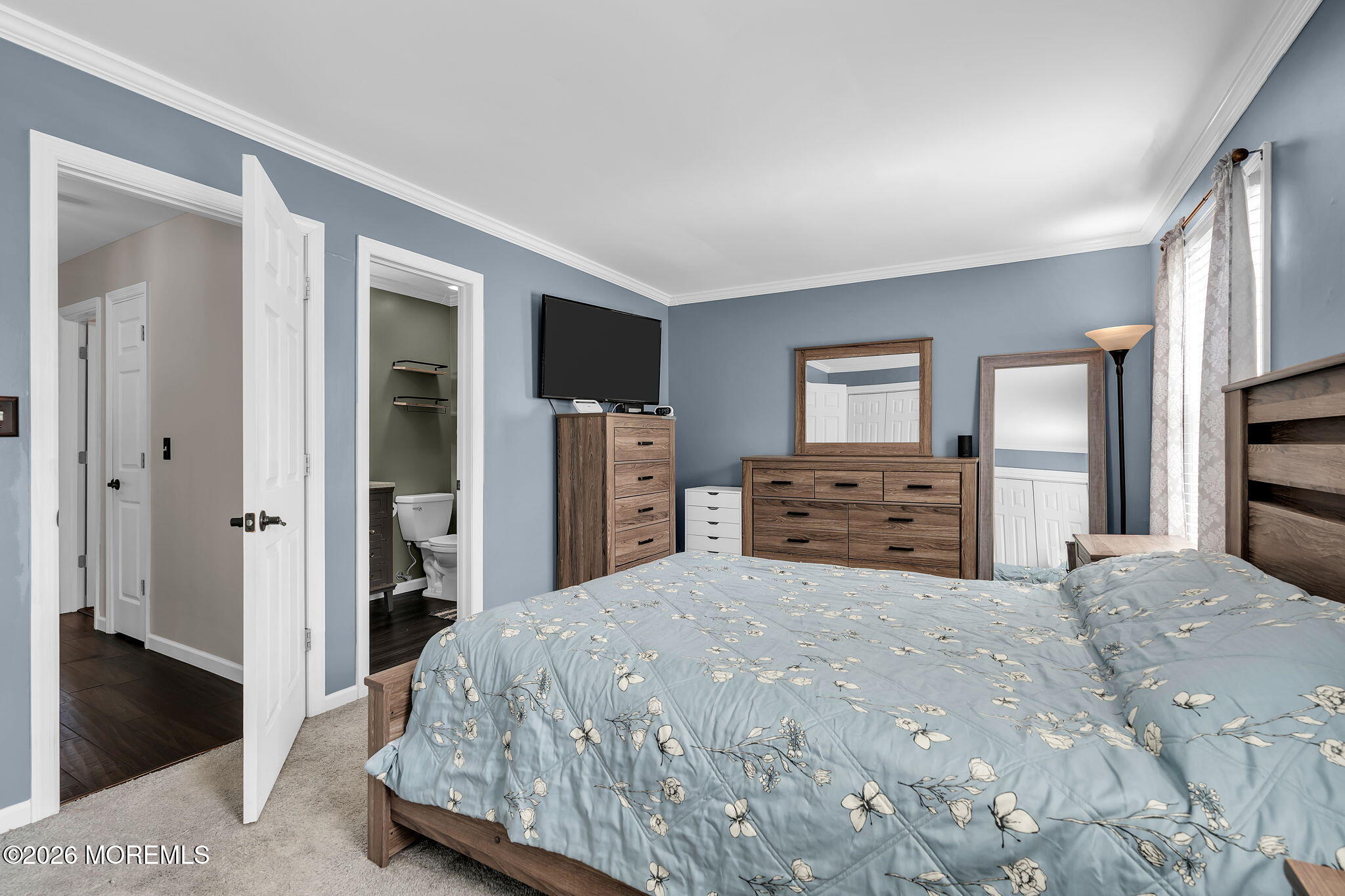 49 Lantern Lane Sayreville NJ 08872