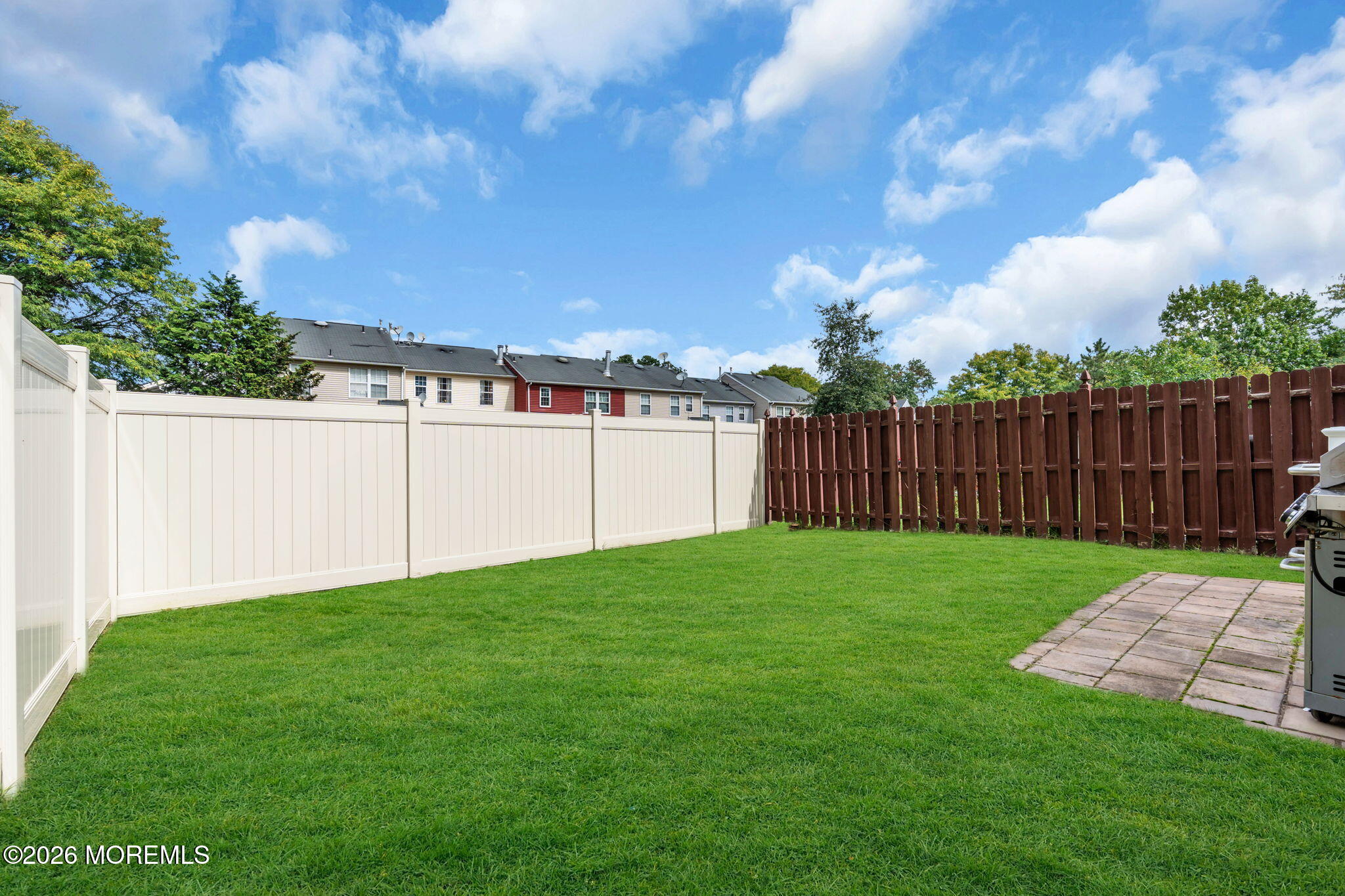 49 Lantern Lane Sayreville NJ 08872