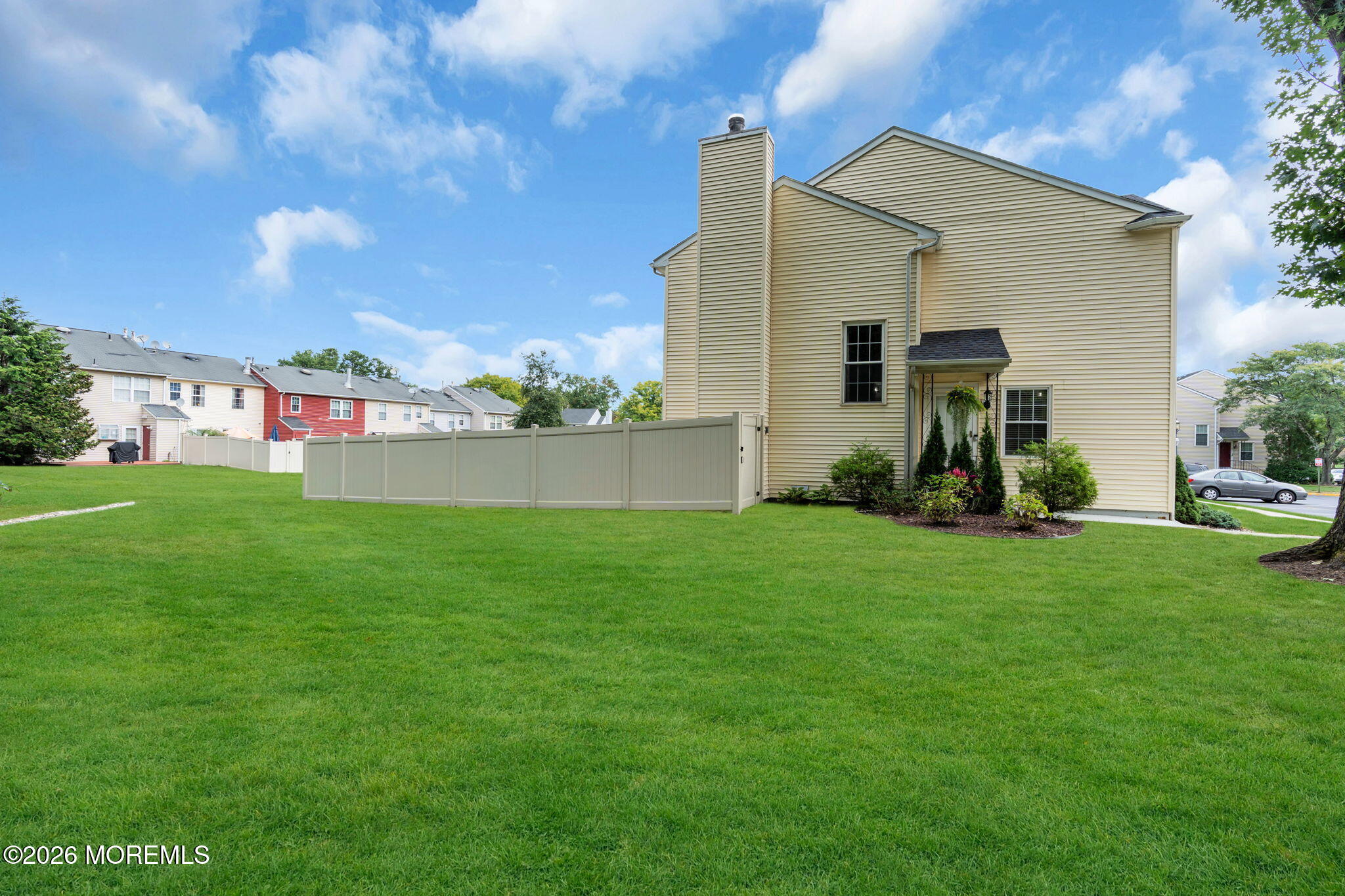 49 Lantern Lane Sayreville NJ 08872