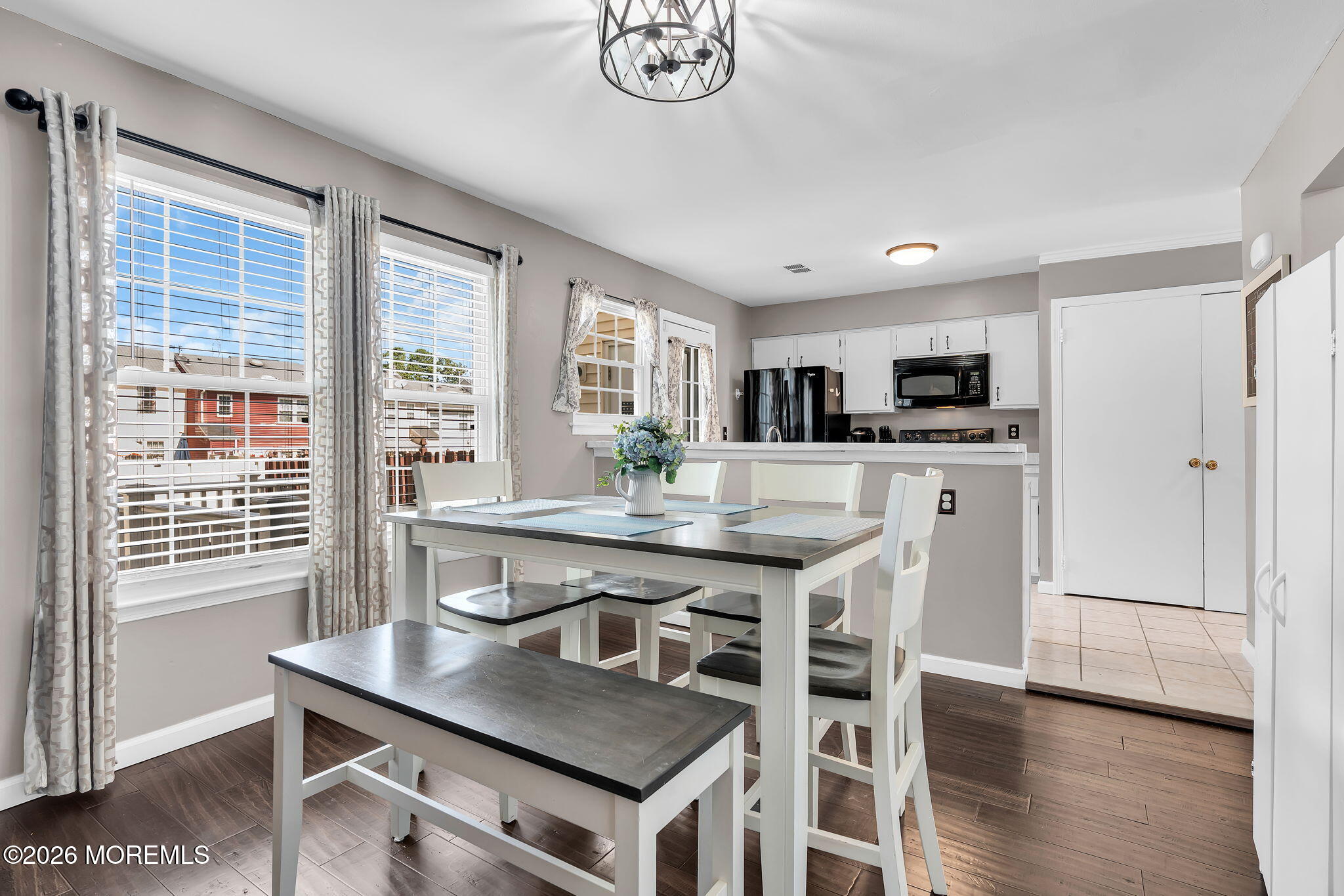 49 Lantern Lane Sayreville NJ 08872