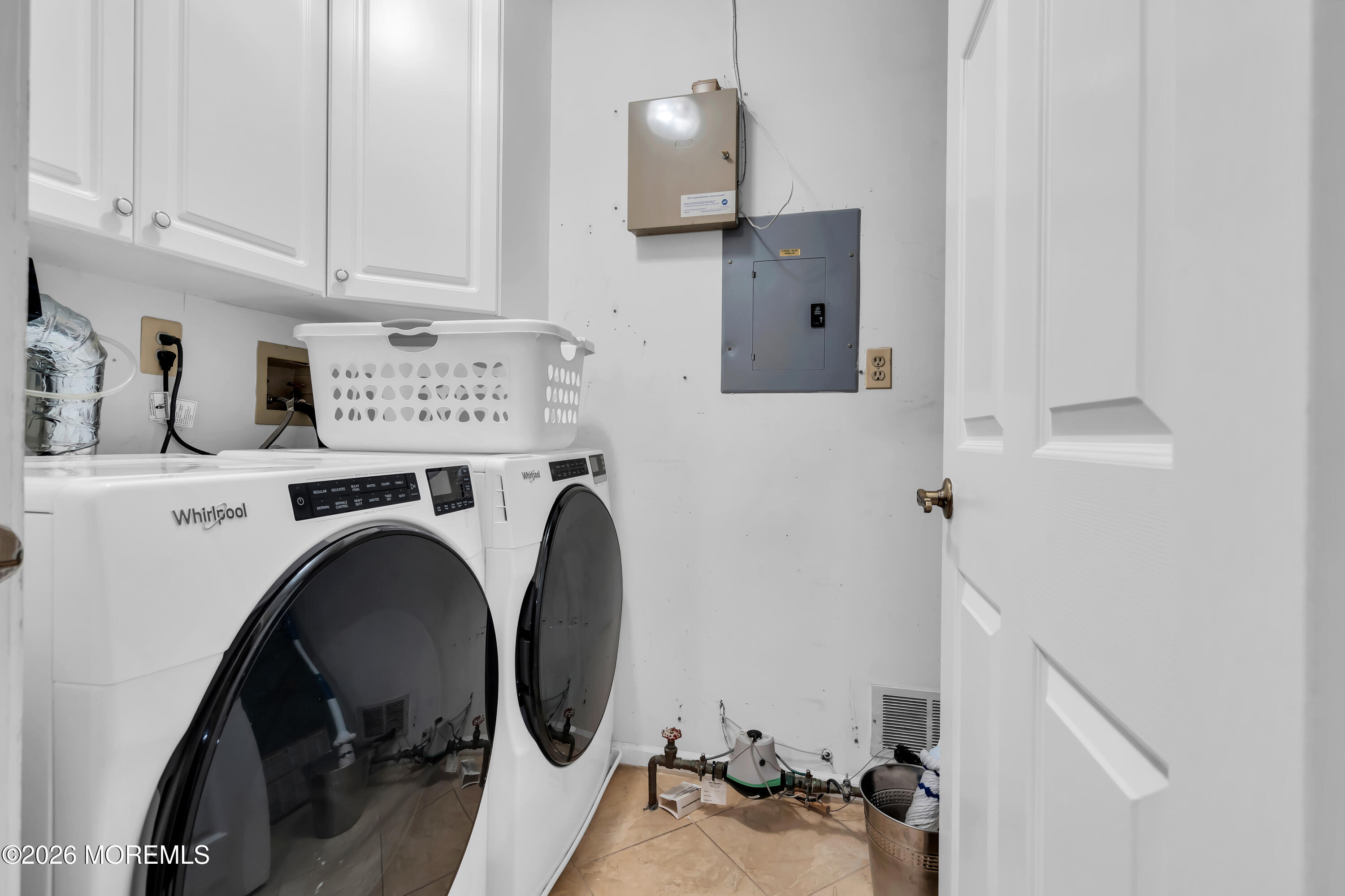 14 Evergreen Court Freehold NJ 07728