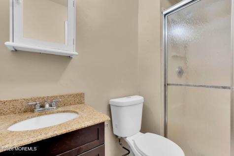1806 Huntingdon Gloucester Twp NJ 08030