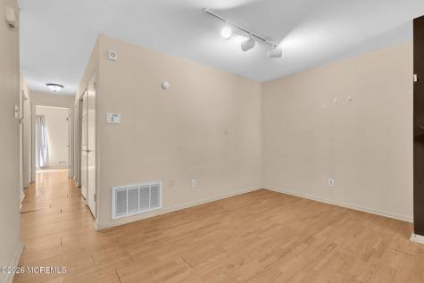 1806 Huntingdon Gloucester Twp NJ 08030