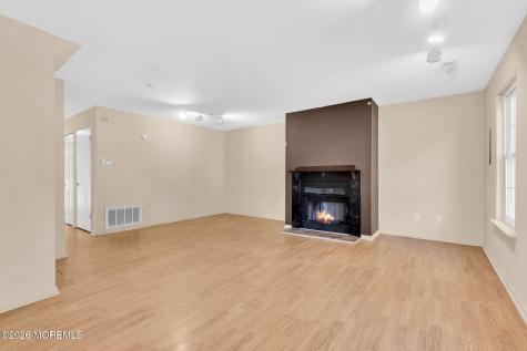 1806 Huntingdon Gloucester Twp NJ 08030