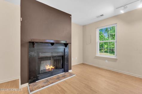 1806 Huntingdon Gloucester Twp NJ 08030