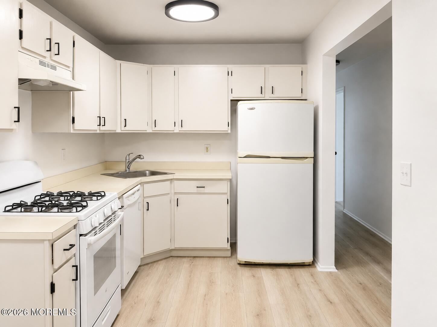 148 Sussex Place Galloway NJ 08205