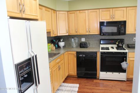 96 Joan Court Jackson NJ 08527