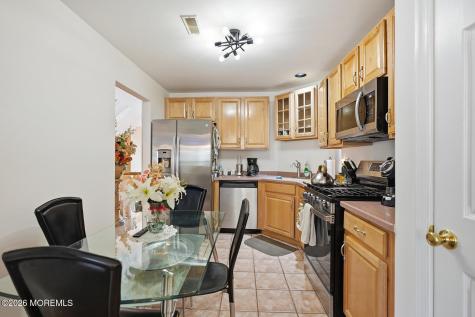 14 Linda Court Old Bridge NJ 08857