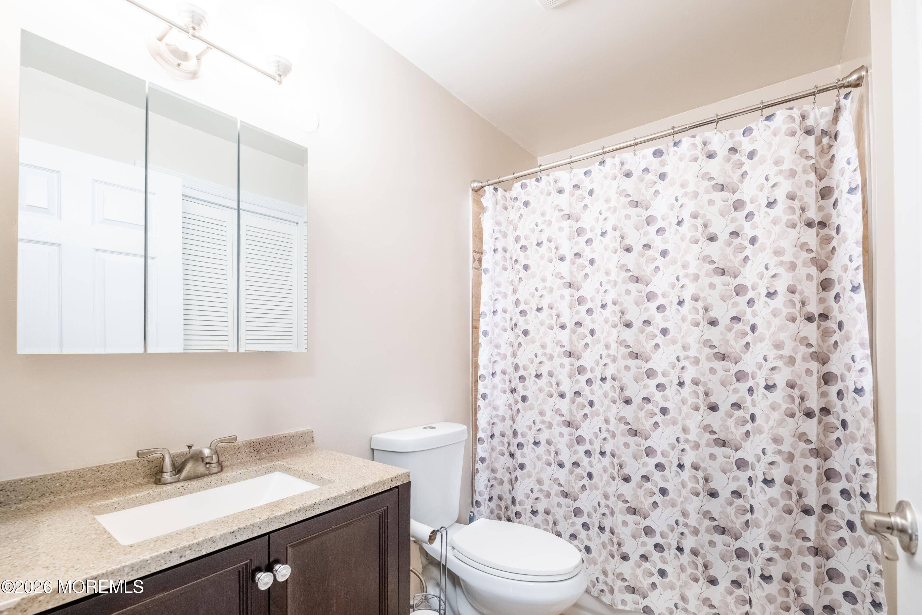 813 Wood Mill Drive East Windsor NJ 08512