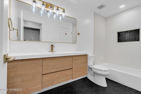 105 Larkspur Lane Jackson NJ 08527