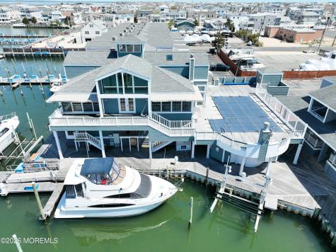 1000 N Bay Avenue Beach Haven NJ 08008
