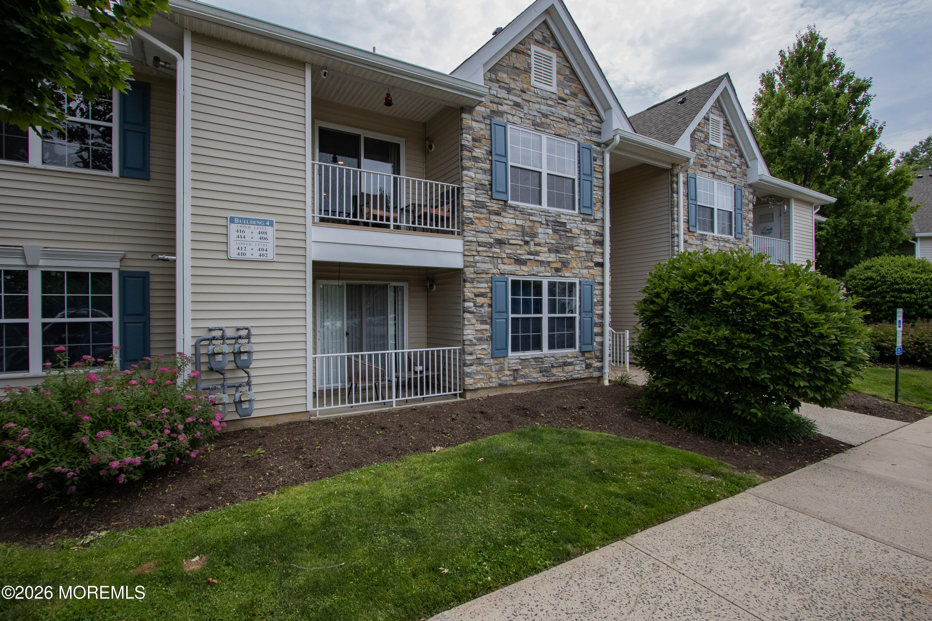 414 Wedgewood Circle Belford NJ 07718