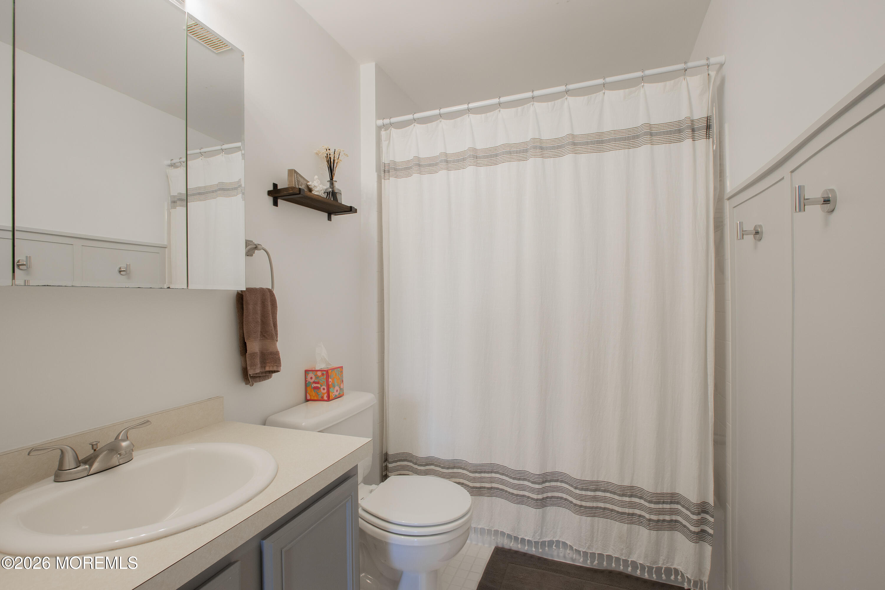 414 Wedgewood Circle Belford NJ 07718