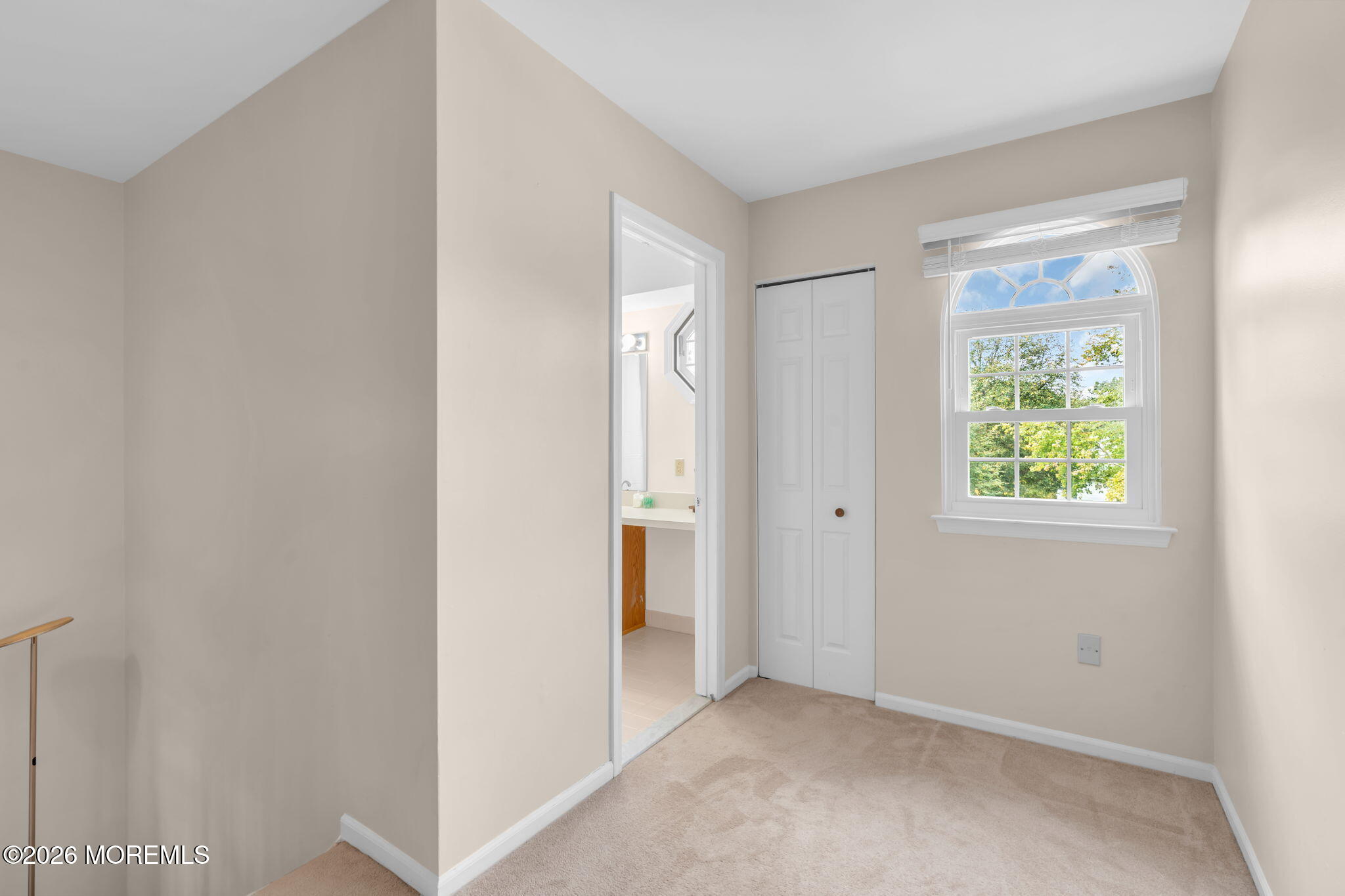12 Munsee Trail Branchburg NJ 08876