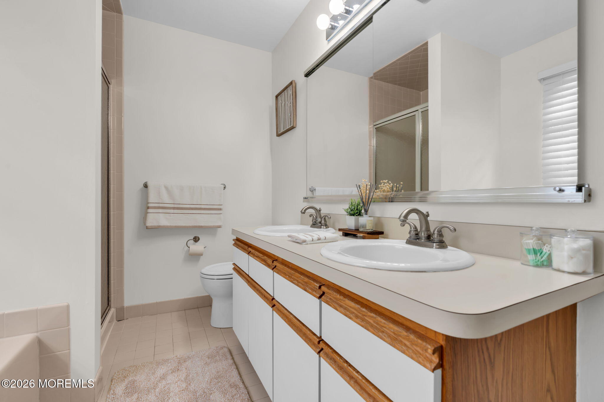 12 Munsee Trail Branchburg NJ 08876