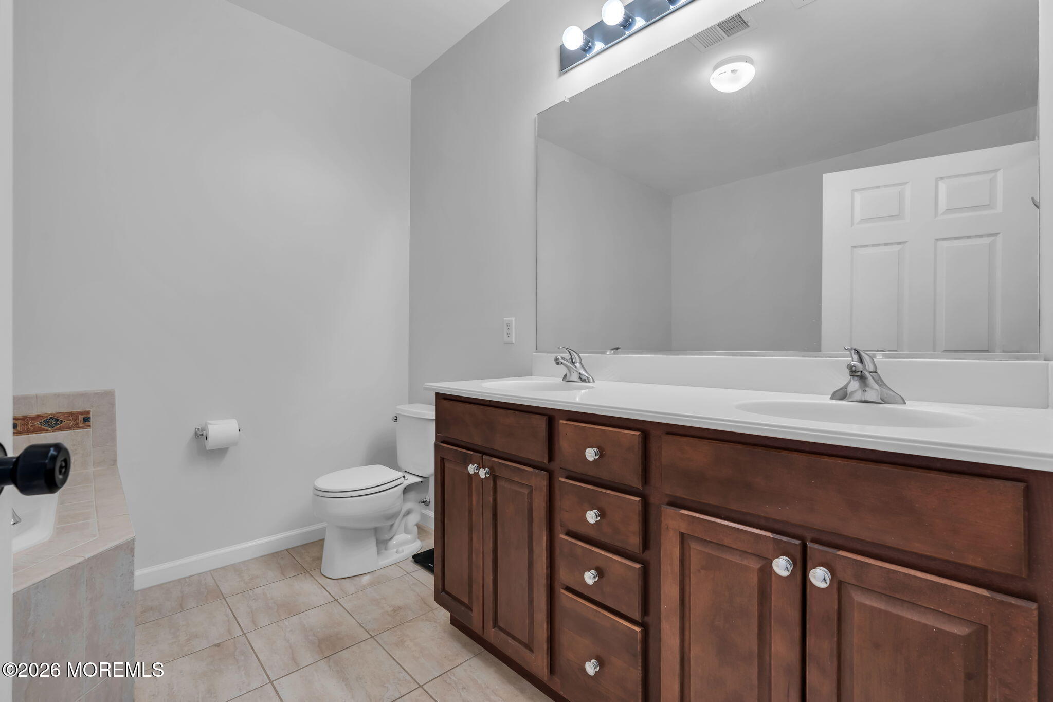 41 Bryce Lane Manahawkin NJ 08050