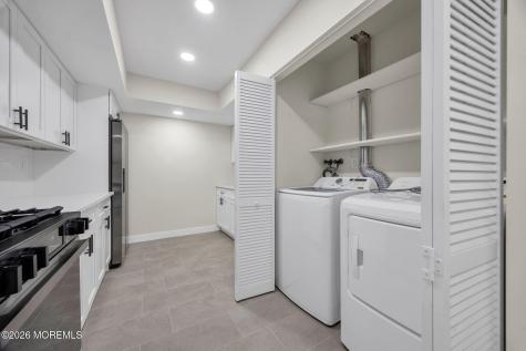 28 Kingsley Way Freehold NJ 07728
